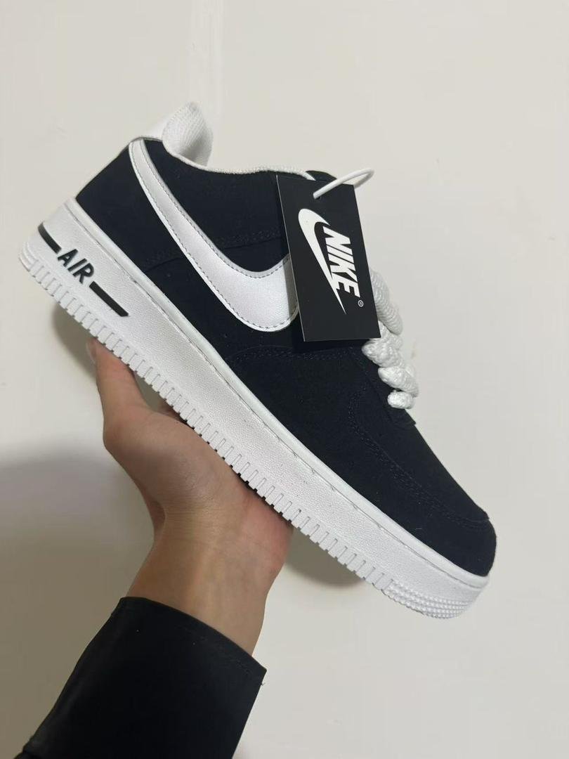 Nike Air Force 1 | The Icon of Street Style