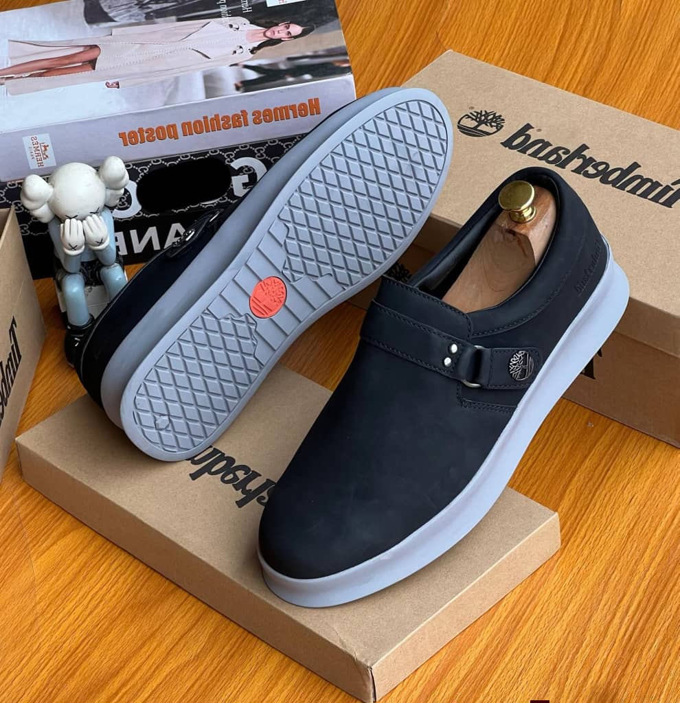 Timberland Men’s Slip-On Sneakers — Easy Wear, Everyday Style