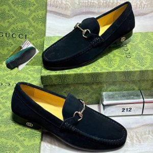 Gucci Men’s Black Suede Horsebit Loafers — Iconic Elegance in Soft Suede