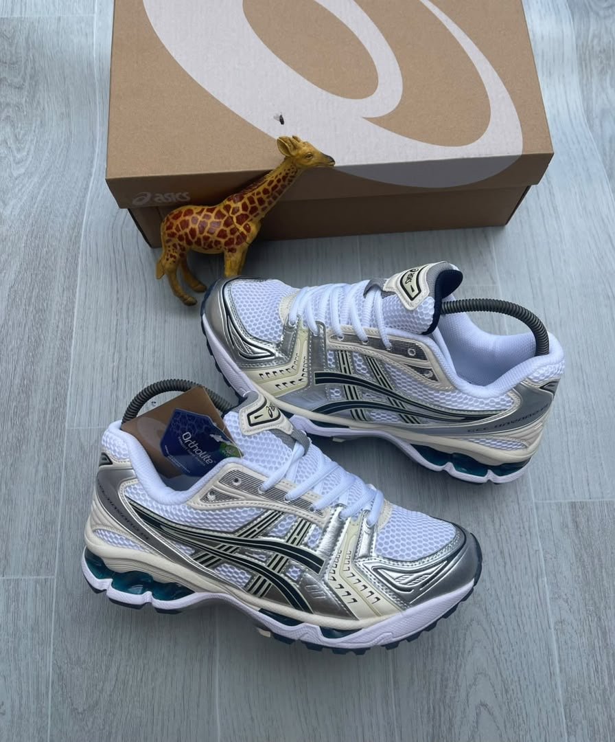Unisex sneakers