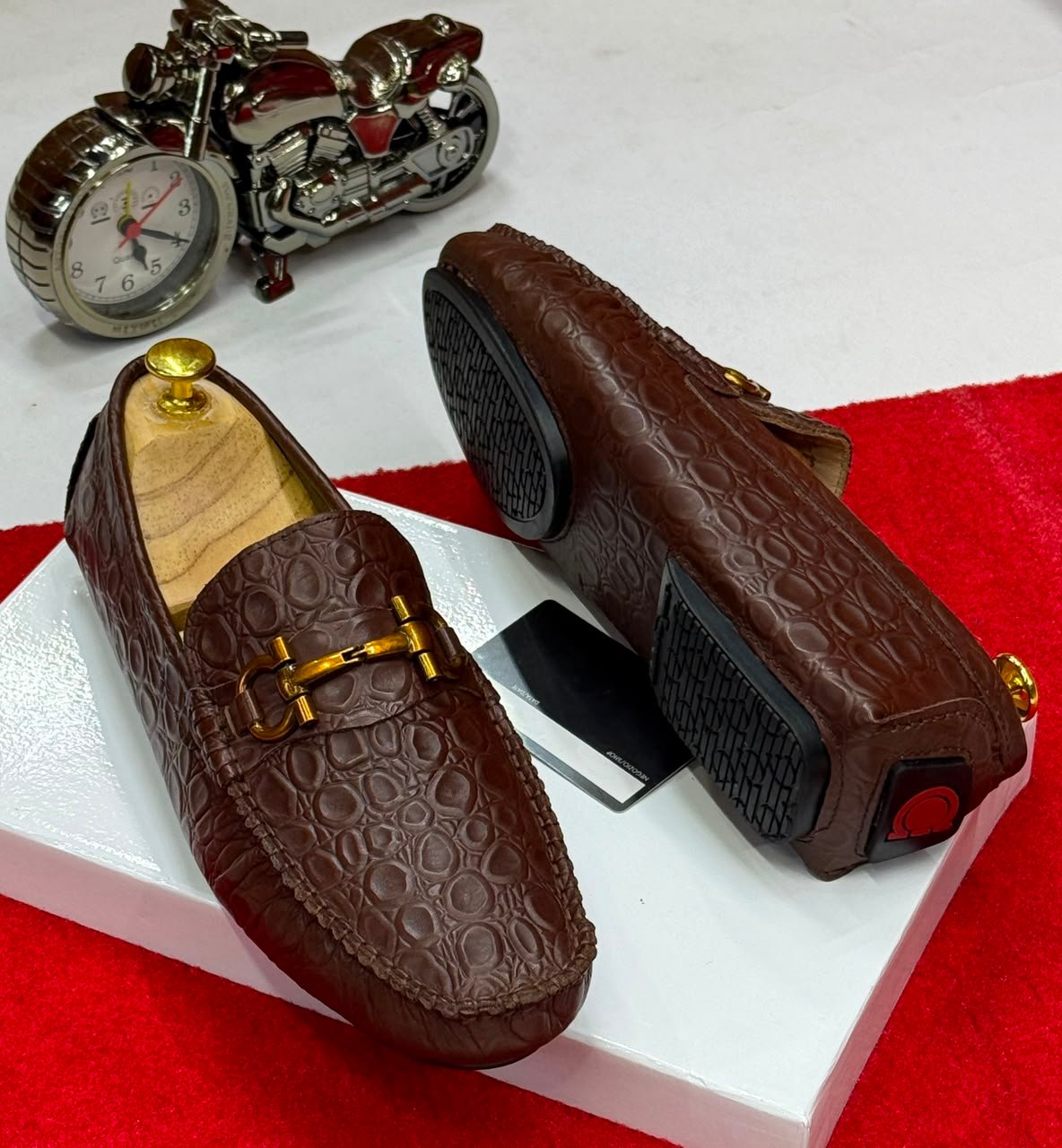 Ferragamo Gancini Loafer